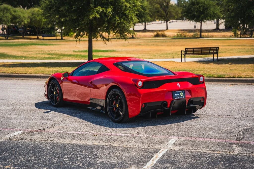 2015 Ferrari 458 Speciale - Image 6 of 31
