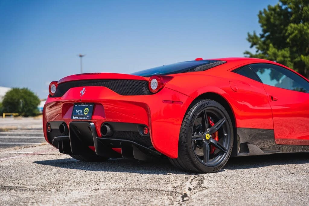 2015 Ferrari 458 Speciale - Image 18 of 31