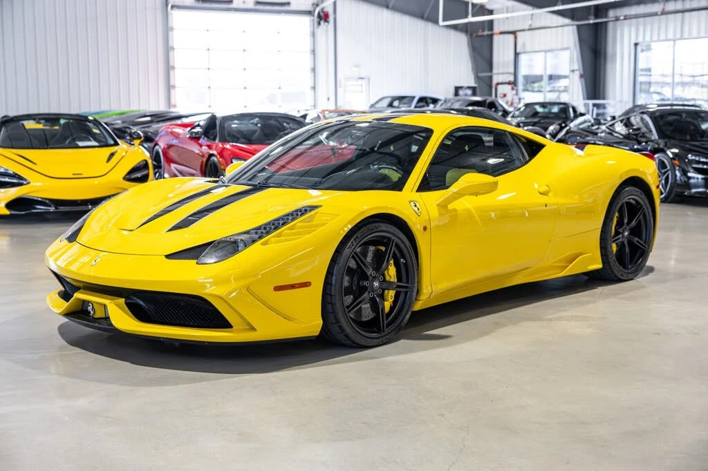 2015 Ferrari 458 Speciale - Image 2 of 31