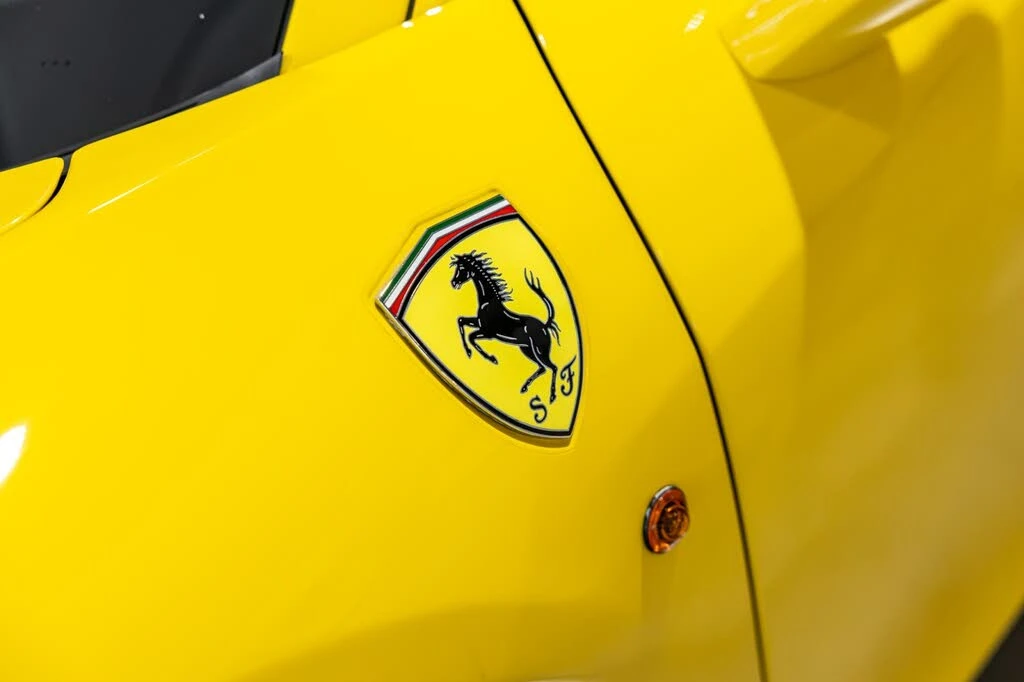 2015 Ferrari 458 Speciale - Image 25 of 31