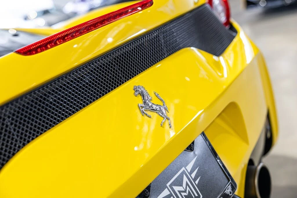 2015 Ferrari 458 Speciale - Image 31 of 31