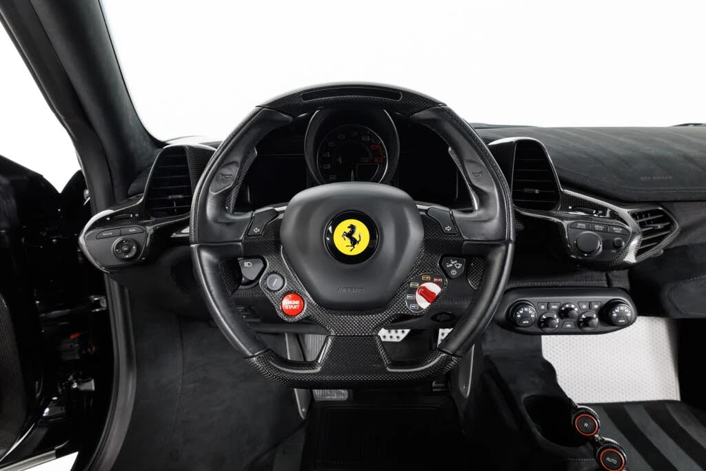 2015 Ferrari 458 Speciale - Image 19 of 31