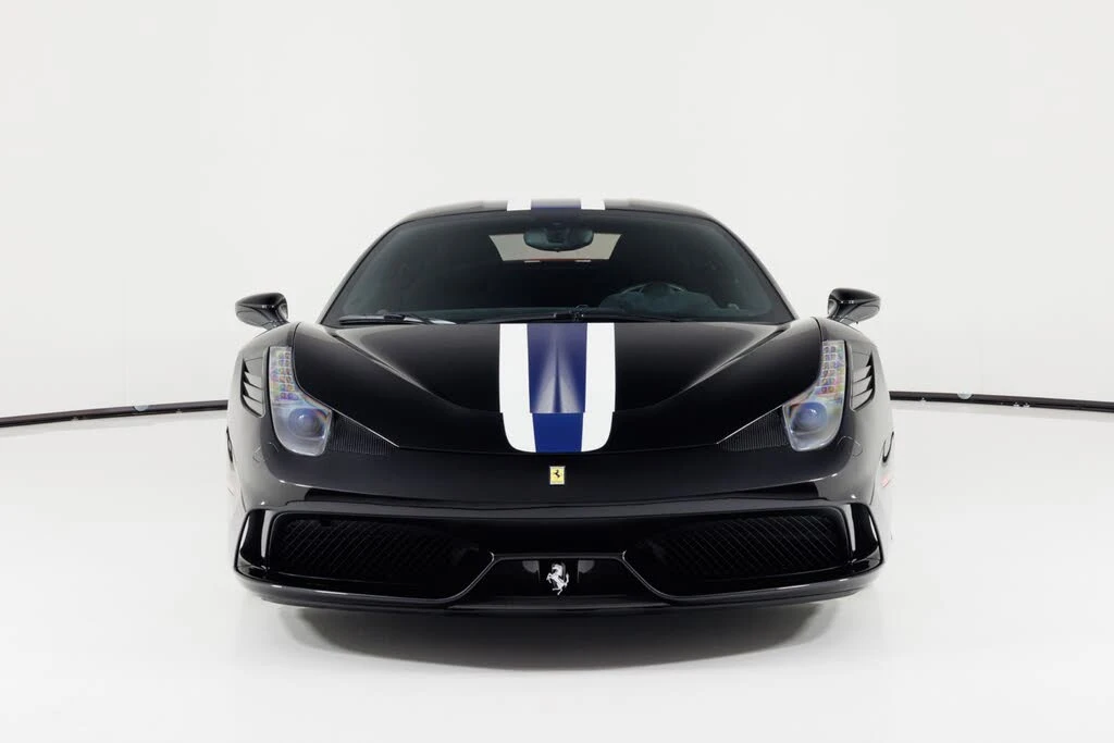 2015 Ferrari 458 Speciale - Image 8 of 31