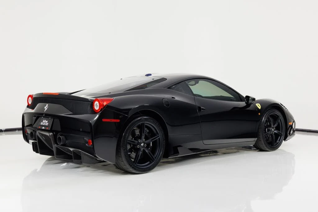 2015 Ferrari 458 Speciale - Image 3 of 31