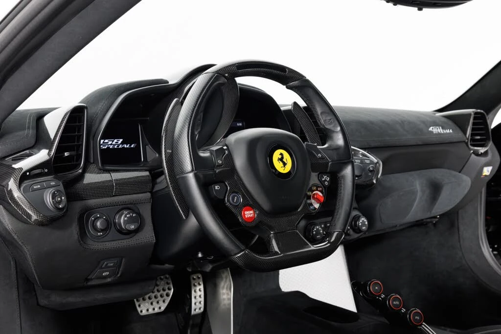 2015 Ferrari 458 Speciale - Image 18 of 31