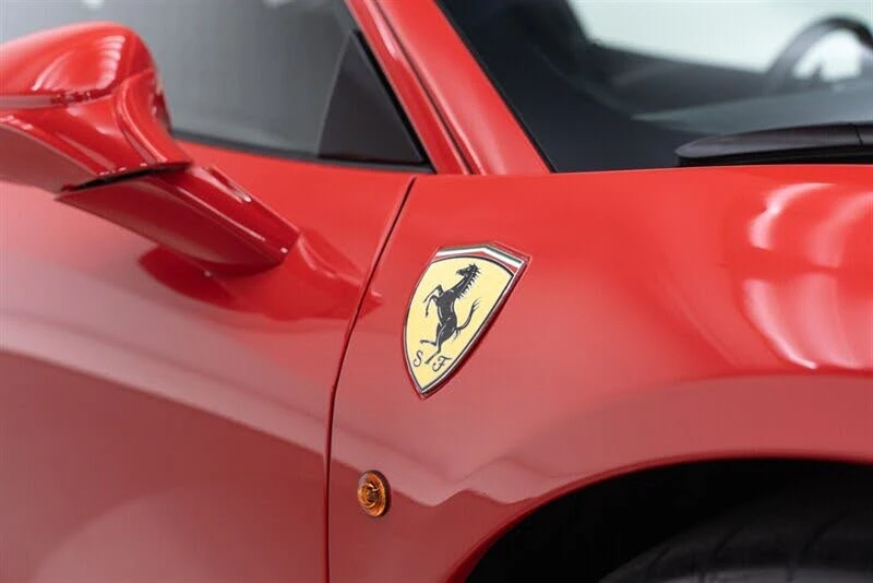 2015 Ferrari 458 Speciale - Image 23 of 31