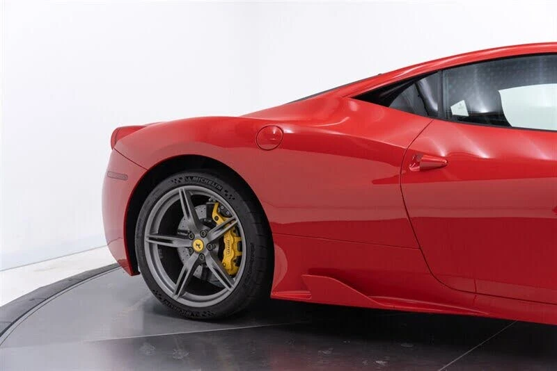2015 Ferrari 458 Speciale - Image 27 of 31