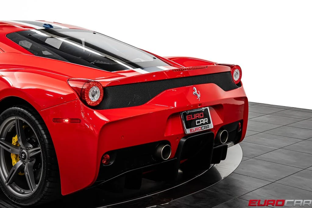 2015 Ferrari 458 Speciale - Image 19 of 31