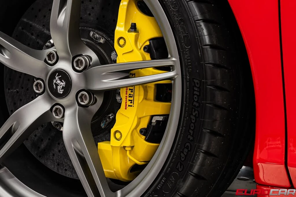 2015 Ferrari 458 Speciale - Image 28 of 31