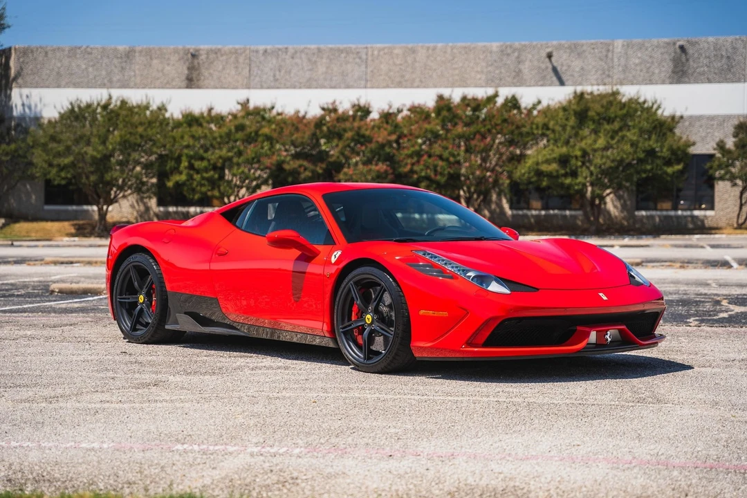 2015 Ferrari 458 Speciale - Image 14 of 31