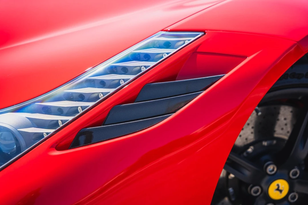 2015 Ferrari 458 Speciale - Image 22 of 31