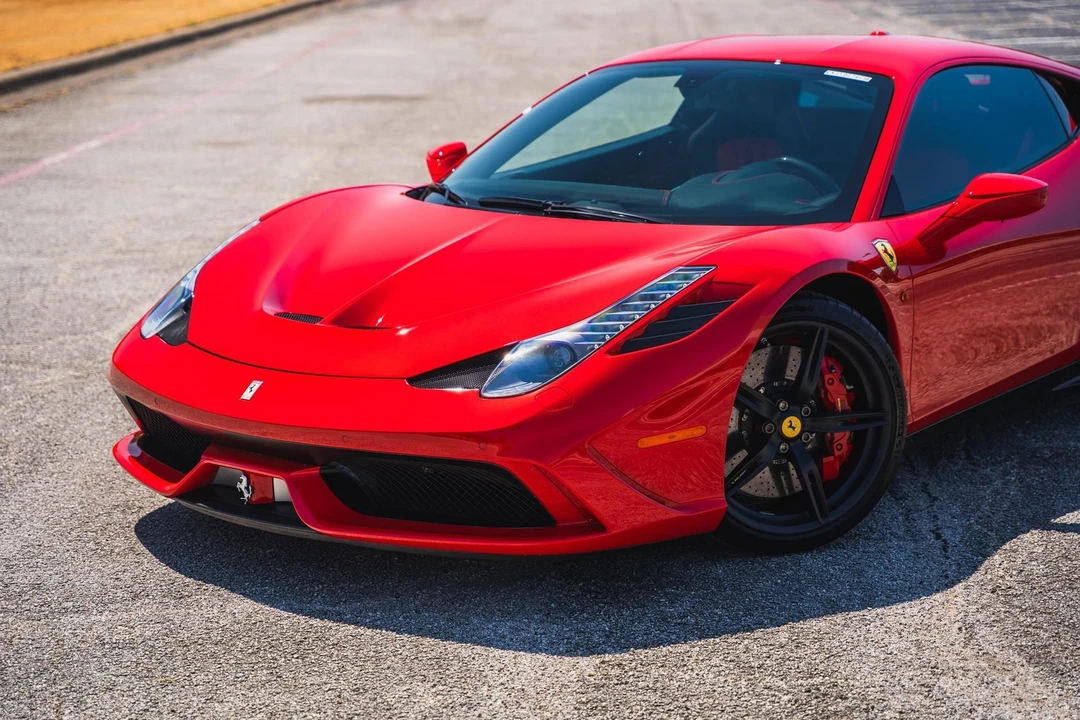 2015 Ferrari 458 Speciale - Image 19 of 31