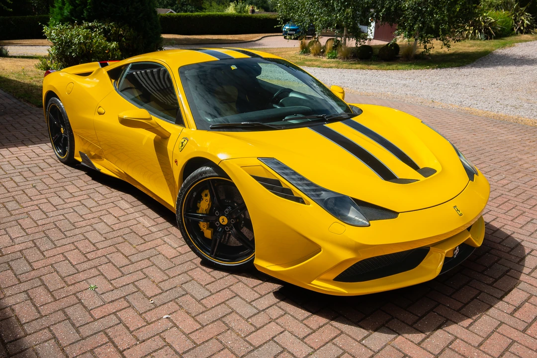 2015 Ferrari 458 Speciale - Image 12 of 31