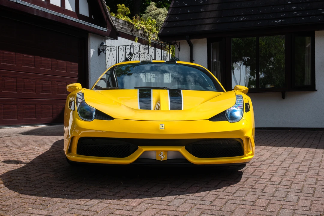 2015 Ferrari 458 Speciale - Image 2 of 31