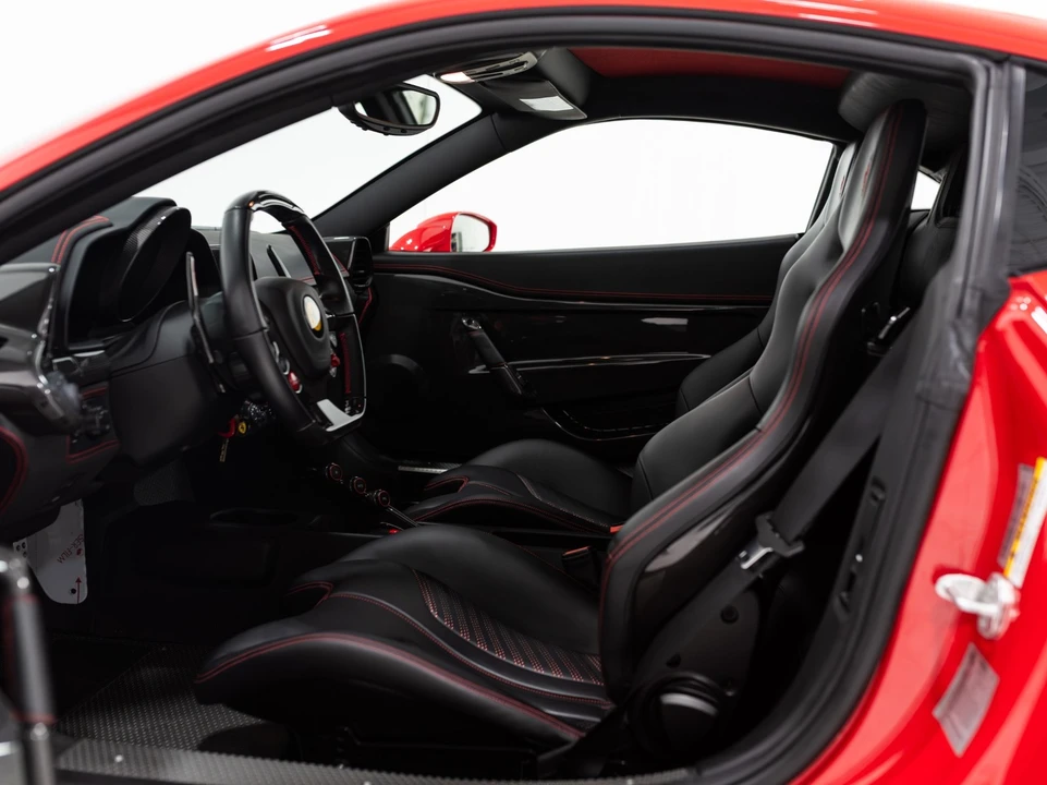 2015 Ferrari 458 Speciale - Image 31 of 31