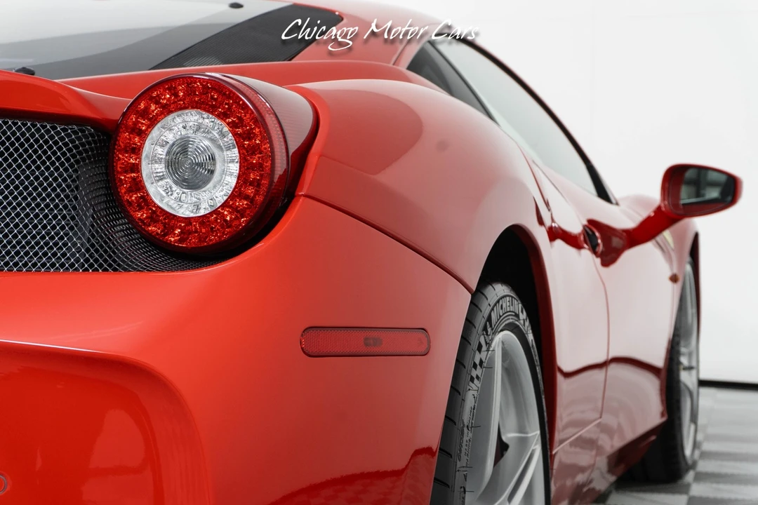 2015 Ferrari 458 Speciale - Image 18 of 31