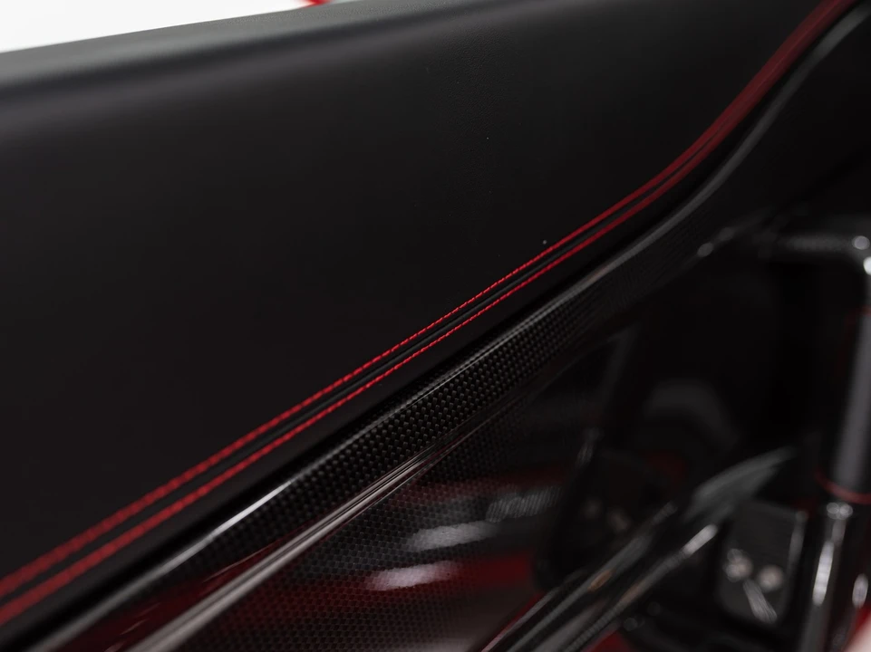 2015 Ferrari 458 Speciale - Image 26 of 31