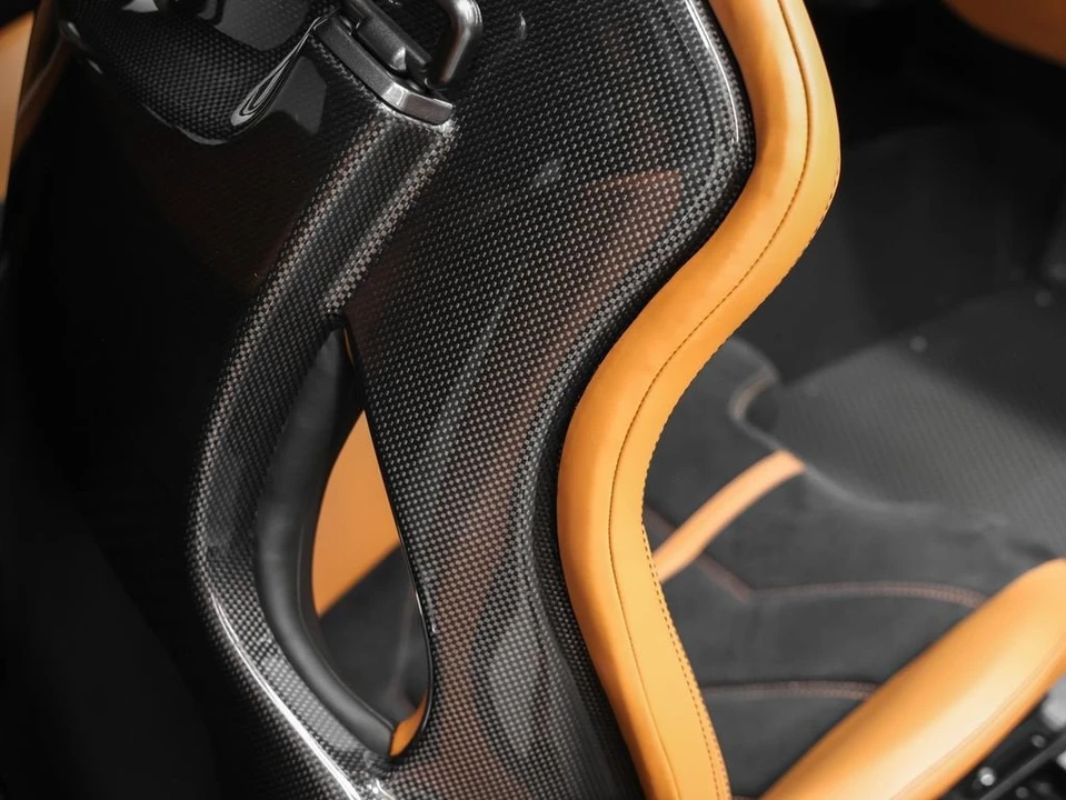 2015 Ferrari 458 Speciale - Image 23 of 31