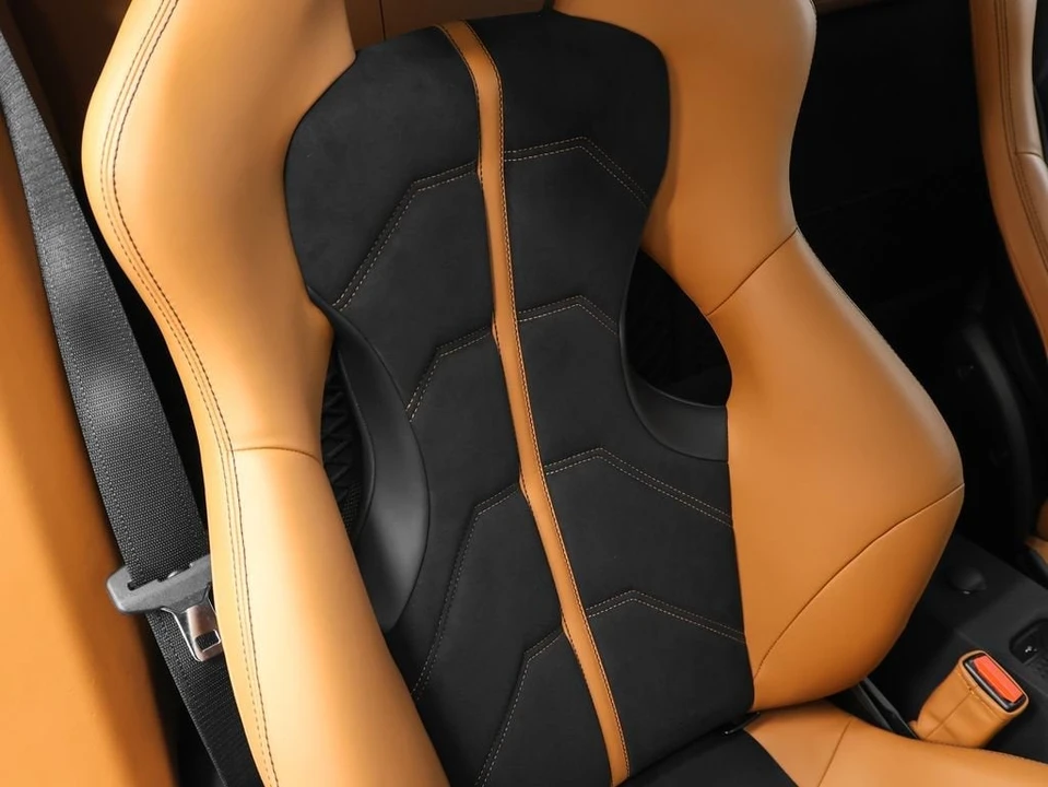 2015 Ferrari 458 Speciale - Image 26 of 31