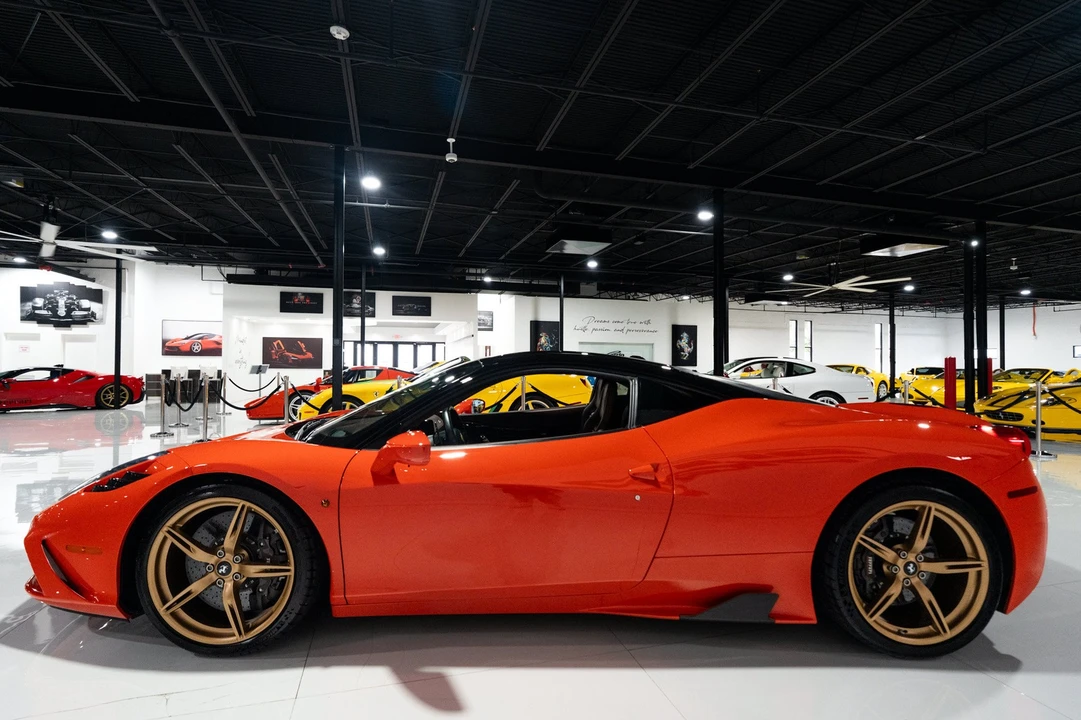 2015 Ferrari 458 Speciale - Image 4 of 31