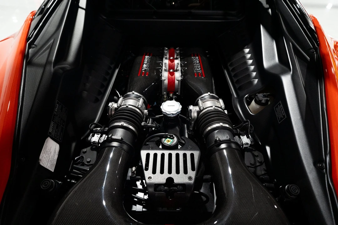 2015 Ferrari 458 Speciale - Image 26 of 31