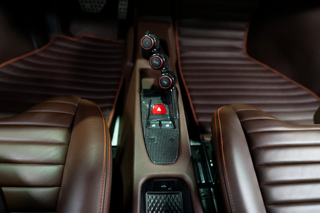 2015 Ferrari 458 Speciale - Image 17 of 31