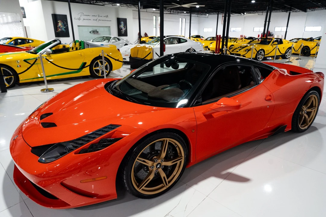 2015 Ferrari 458 Speciale - Image 3 of 31
