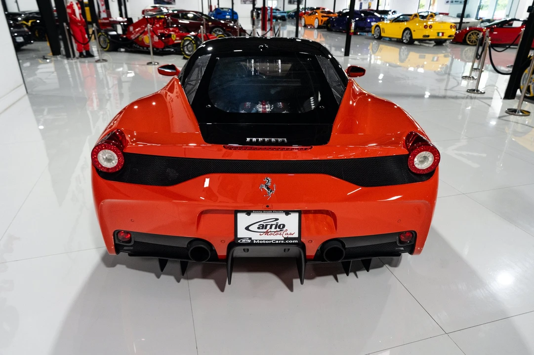 2015 Ferrari 458 Speciale - Image 6 of 31