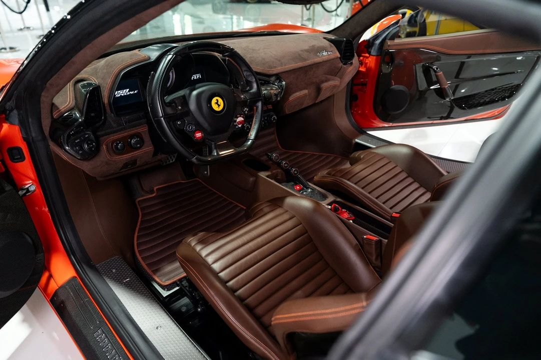 2015 Ferrari 458 Speciale - Image 9 of 31