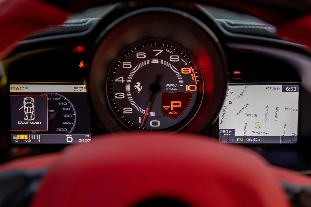 2015 Ferrari 458 Speciale - Image 13 of 31