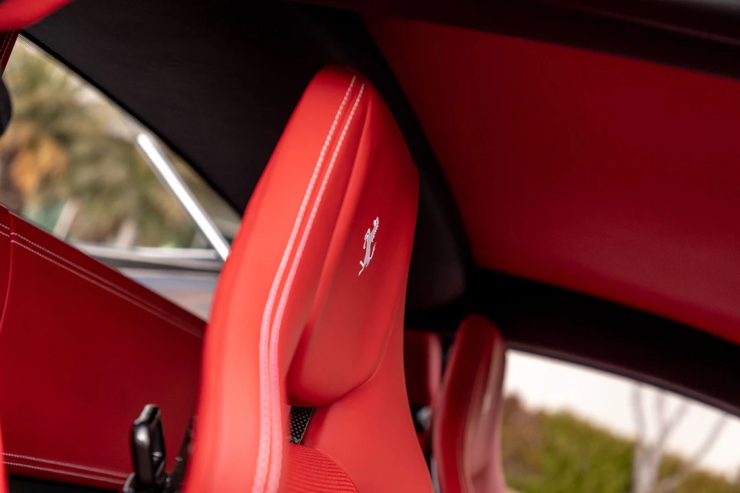2015 Ferrari 458 Speciale - Image 23 of 31