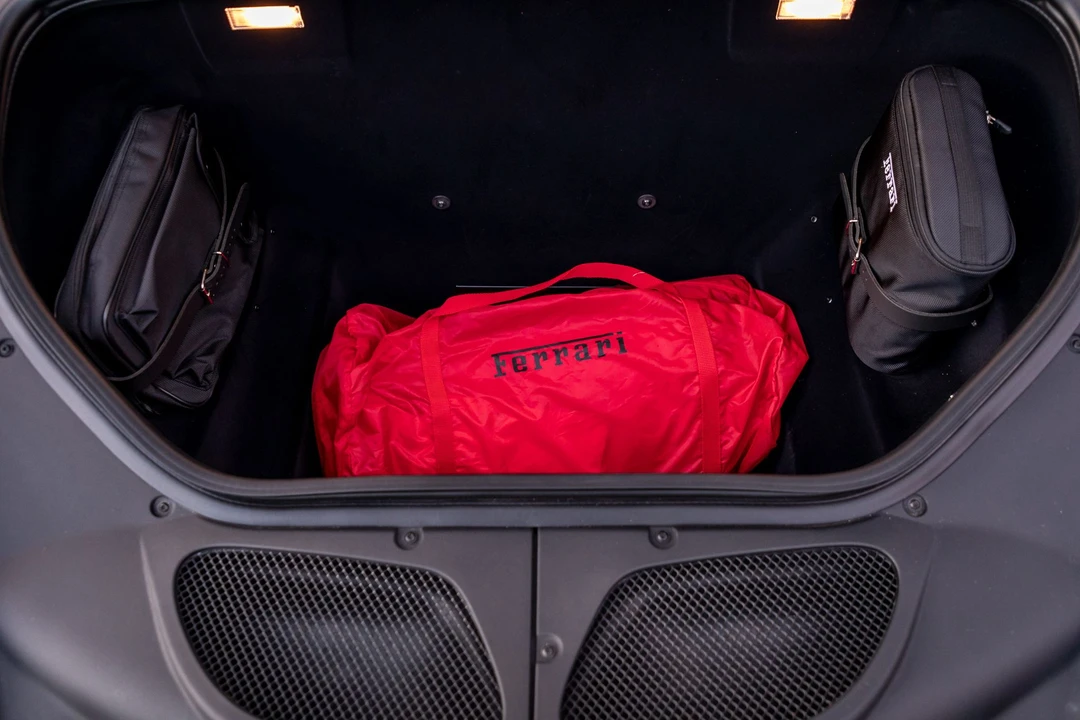2015 Ferrari 458 Speciale - Image 19 of 31
