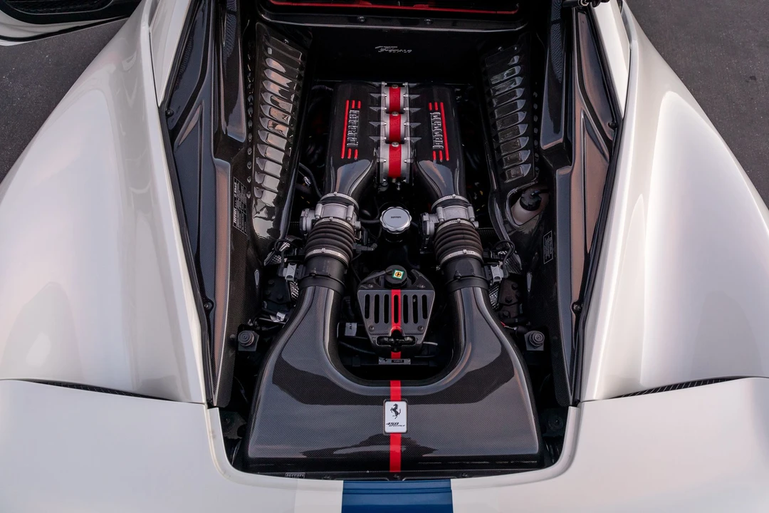 2015 Ferrari 458 Speciale - Image 30 of 31