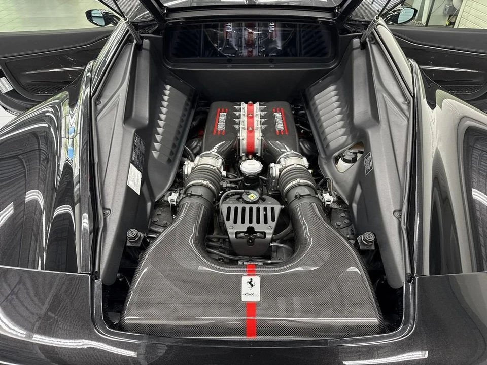 2015 Ferrari 458 Speciale - Image 23 of 31