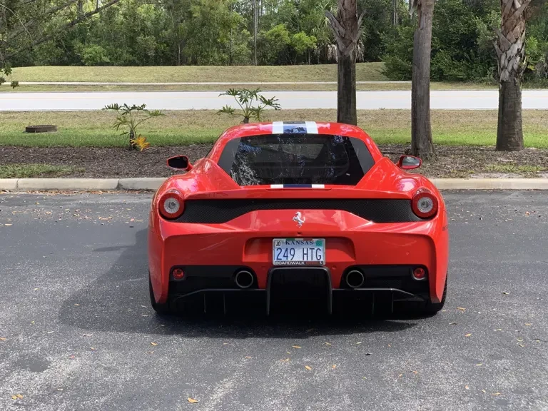 2015 Ferrari 458 Speciale - Image 9 of 31