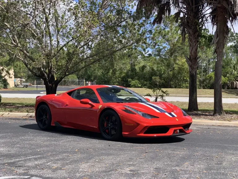 2015 Ferrari 458 Speciale - Image 16 of 31