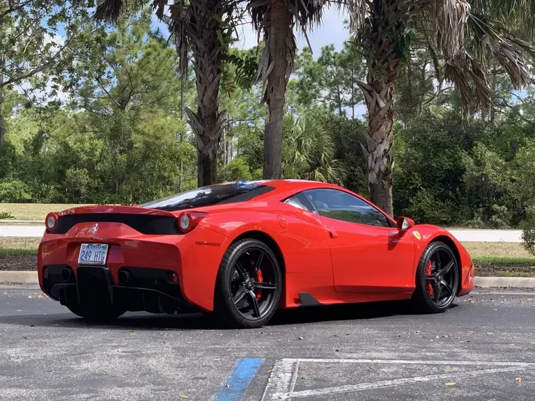 2015 Ferrari 458 Speciale - Image 3 of 31