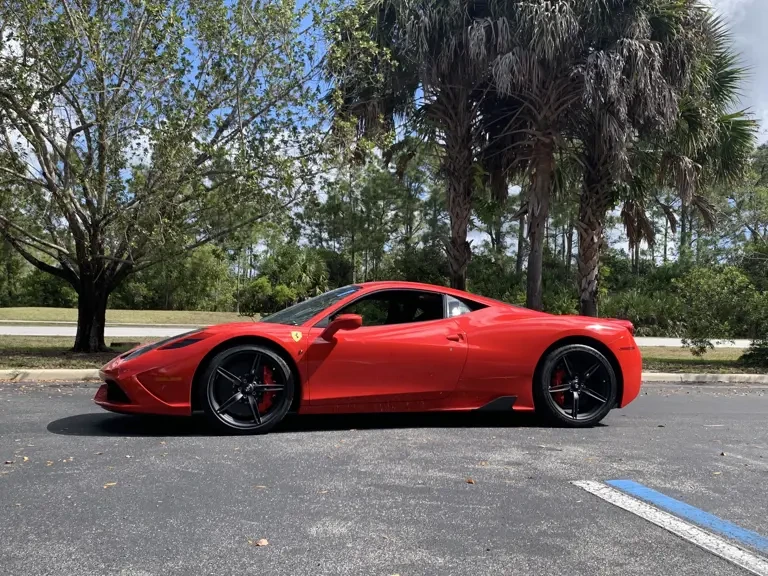 2015 Ferrari 458 Speciale - Image 6 of 31
