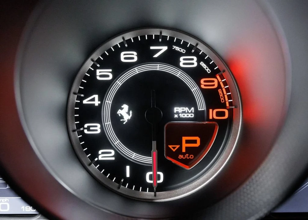 2015 Ferrari 458 Speciale - Image 26 of 31