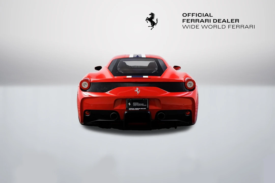 2015 Ferrari 458 Speciale - Image 10 of 31