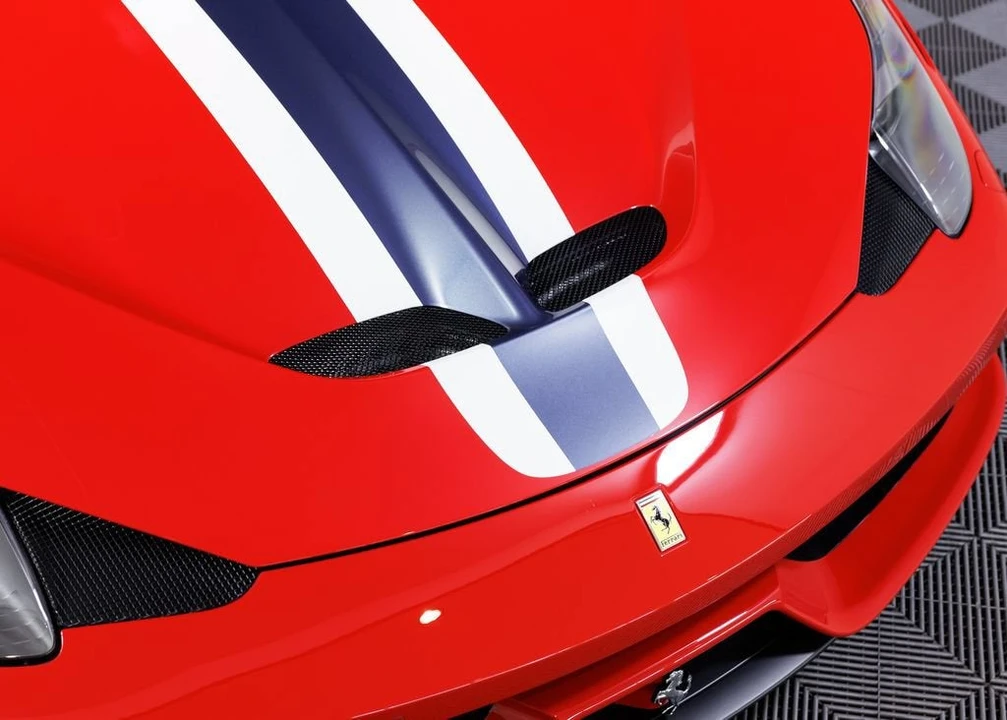 2015 Ferrari 458 Speciale - Image 28 of 31