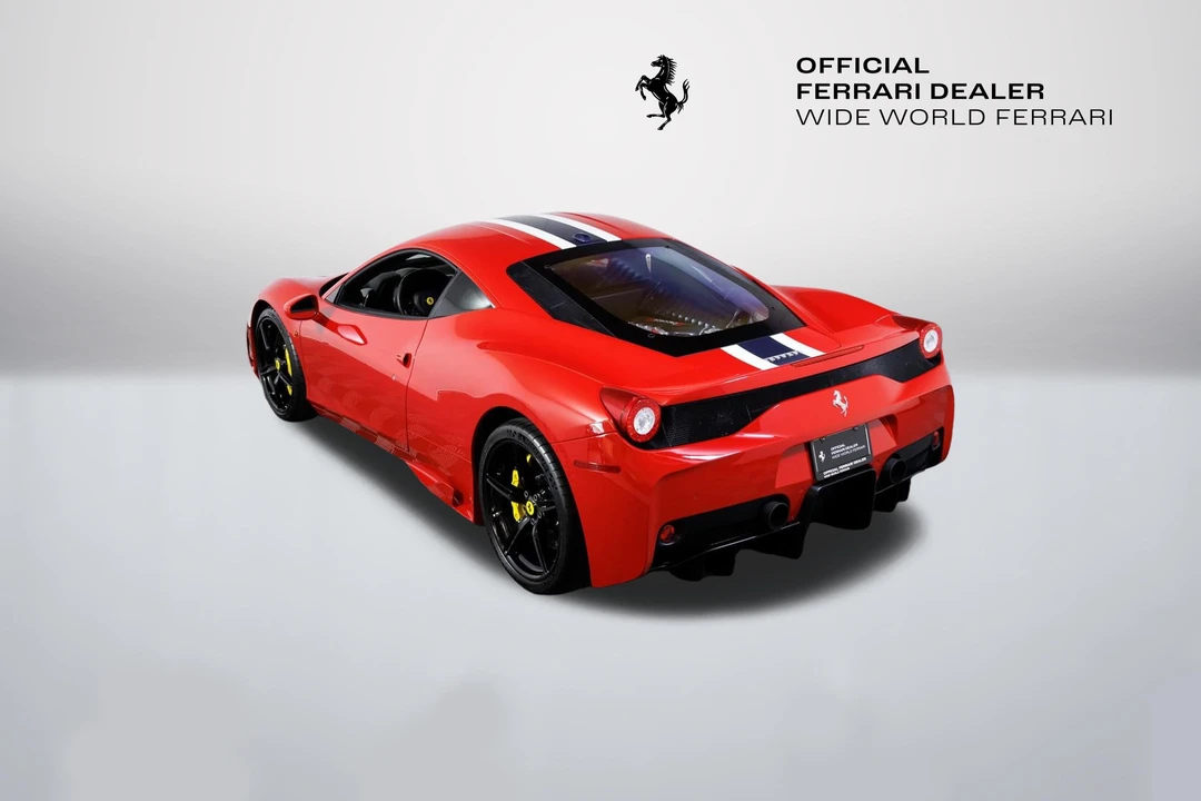 2015 Ferrari 458 Speciale - Image 9 of 31