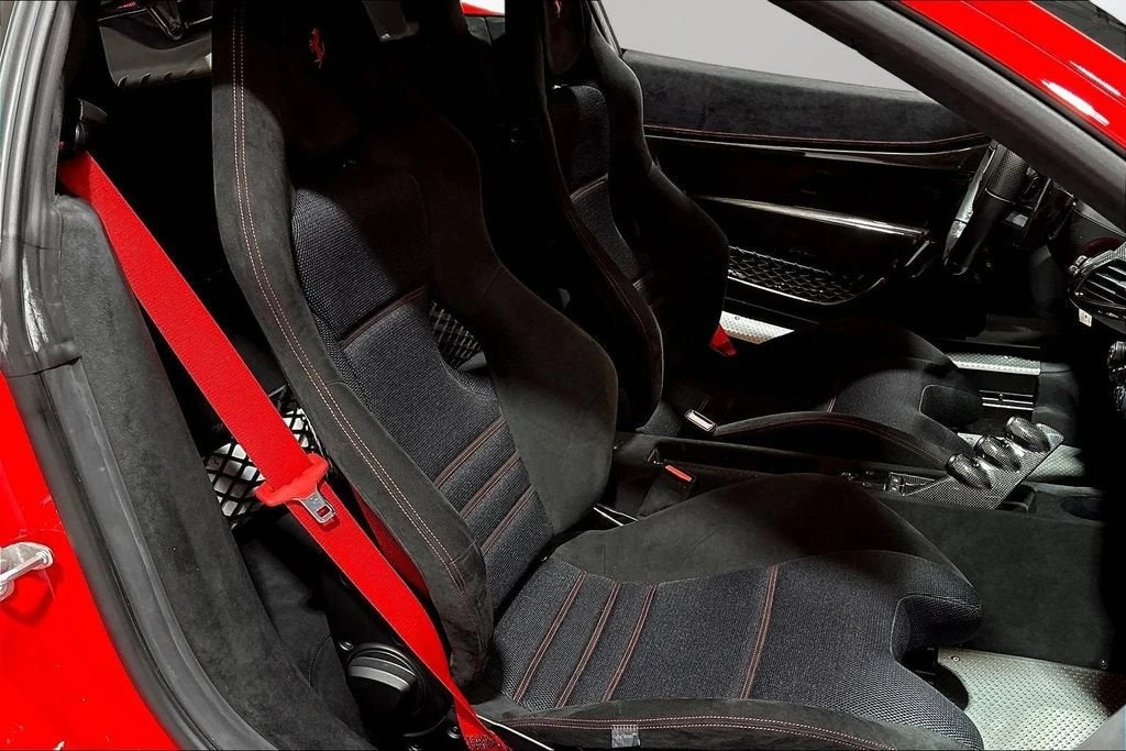2015 Ferrari 458 Speciale - Image 23 of 30