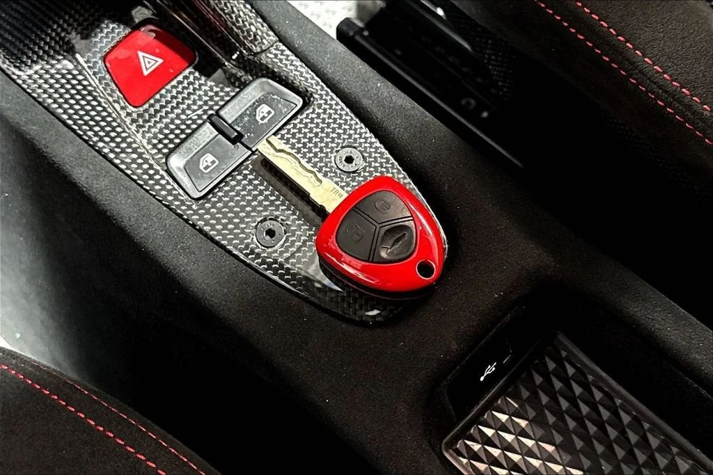 2015 Ferrari 458 Speciale - Image 29 of 30