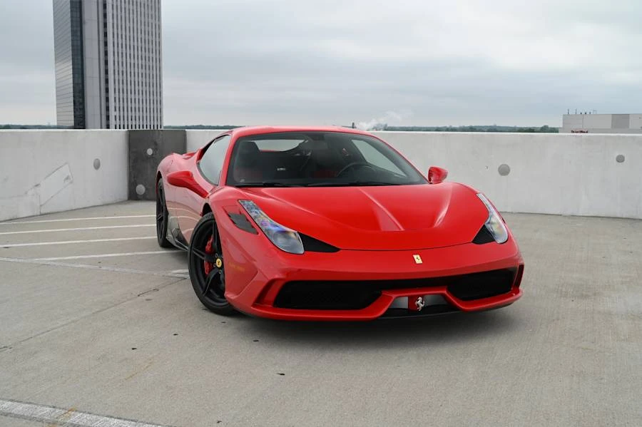 2015 Ferrari 458 Speciale - Image 28 of 31