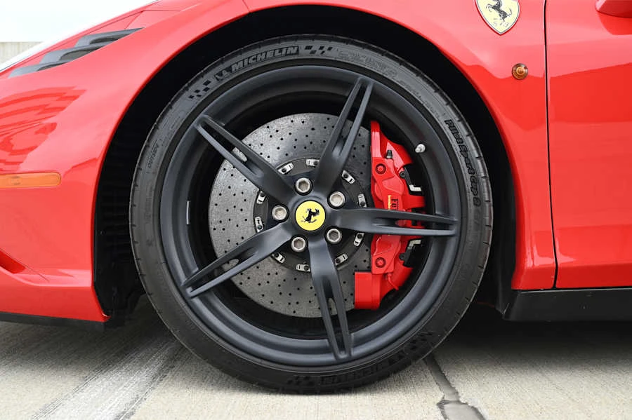 2015 Ferrari 458 Speciale - Image 29 of 31