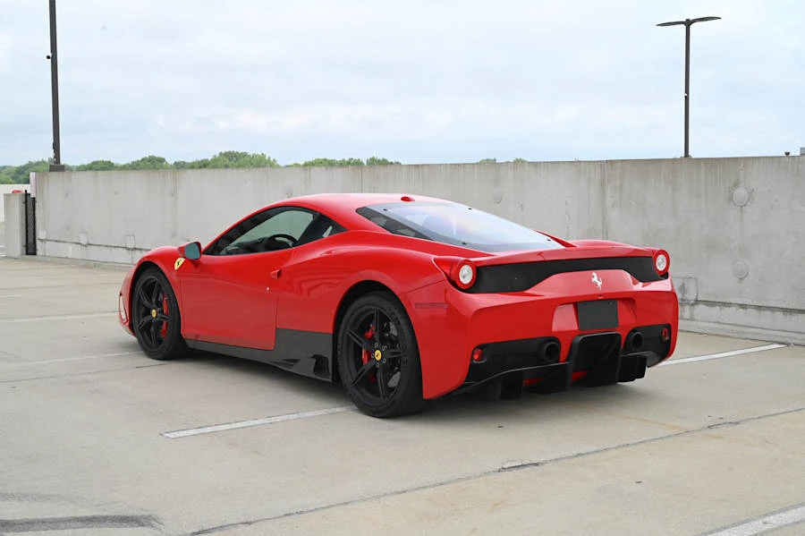 2015 Ferrari 458 Speciale - Image 20 of 31