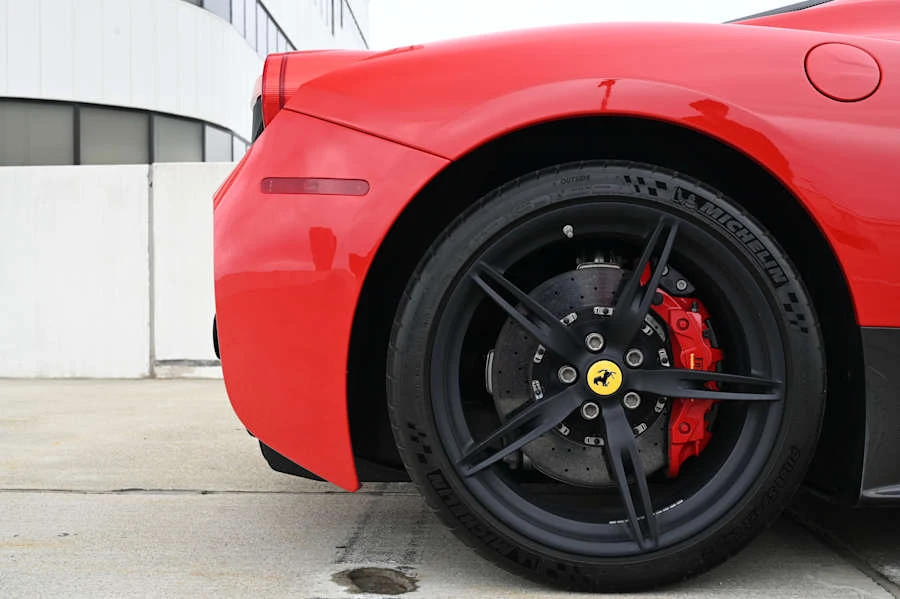 2015 Ferrari 458 Speciale - Image 7 of 31