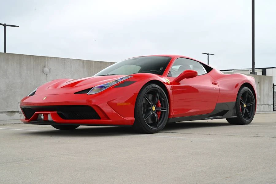 2015 Ferrari 458 Speciale - Image 13 of 31
