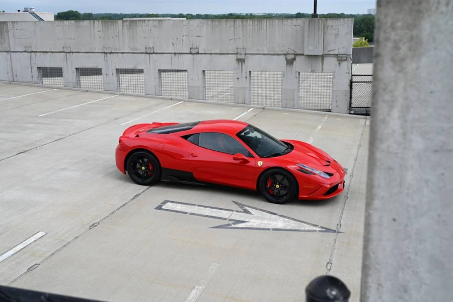 2015 Ferrari 458 Speciale - Image 27 of 31